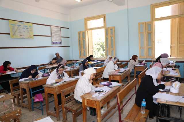 نصيحة لطلبة الثانوية العامة.. اشربوا المياه لهذا السبب (فيديو)