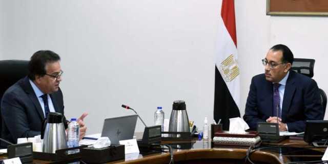 رئيس الوزراء: اتباع أفضل الممارسات العالمية في الرعاية العلاجية لزيادة مؤشرات التعافي