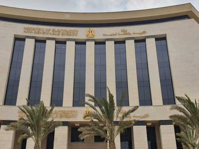 مصدر بـالكهرباء: تسجيل أعلى معدل استهلاك مازوت بـ32.5 ألف طن.. وانخفاض الغاز الطبيعي لـ15 مليون م3 يوميًّا