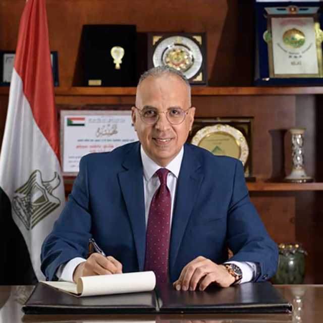 وزير الري: دور مهم لمحطات الرفع في توفير الاحتياجات المائية ومتابعة صيانتها باستمرار