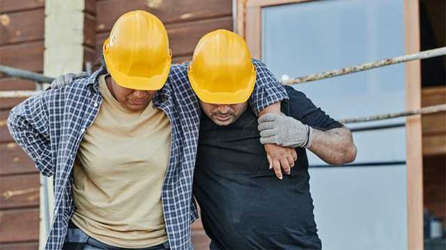 بـ200 ألف جنيه| العمل تستحدث بنداً لمواجهة حوادث العمالة غير المنتظمة.. ما شروطه؟