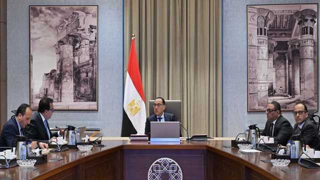مدبولي يستعرض مقترح تنفيذ مشروع مدينة المستشفيات والمعاهد التعليمية للتدريب
