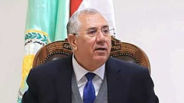 يزيد الإنتاجية والدخل.. تفاصيل متابعة وزير الزراعة المشروعَ القومي لزراعة قصب السكر بنظام الشتلات