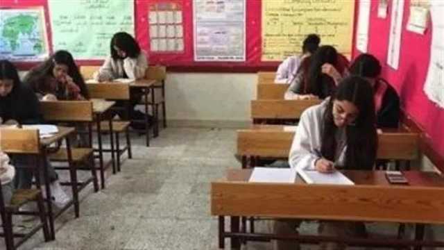 بدائل الثانوية العامة| فرصة لطلاب الإعدادية للالتحاق بمدارس تمريض- شروط وأسماء وأماكن