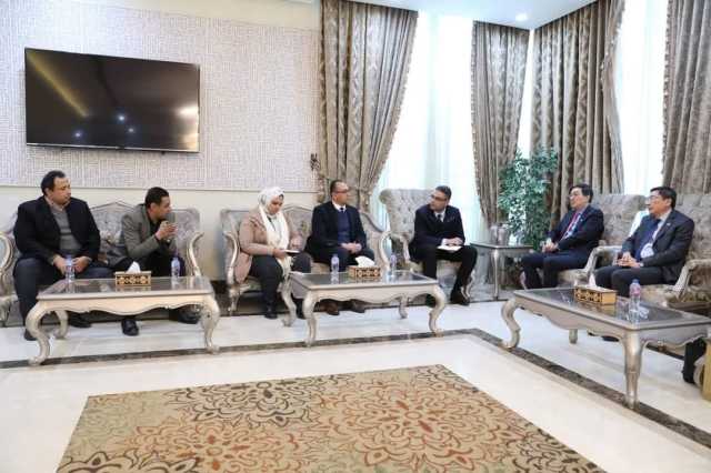 مرصد الأزهر يبحث مع وفد رفيع المستوى من سنغافورة آليات التعاون