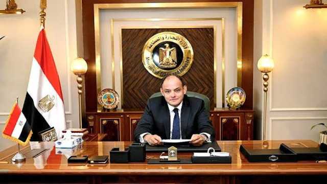 السبت.. وزير التجارة والصناعة في حوار مفتوح مع طلاب جامعة النيل