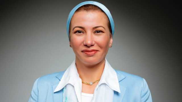 وزيرة البيئة تؤكد أهمية توفير بدائل البلاستيك بأسعار معقولة