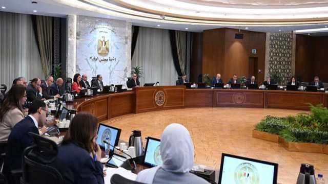 استراتيجية سقوف لخفض الدين.. ملامح الموازنة بعد موافقة الحكومة عليها