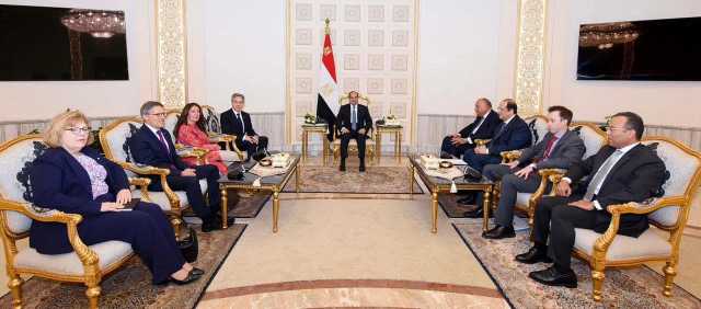 السيسي وبلينكن يتفقان على رفض تهجير الفلسطينيين خارج أراضيهم