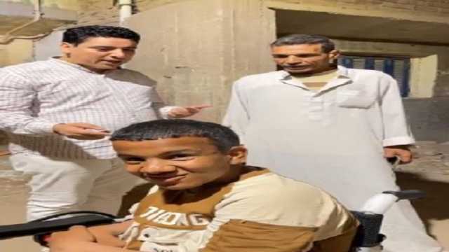 بالفيديو| الحاج عبد الرحمن يفقد 11 طفلًا.. وباب الرضا يحقق طلبَ ابنه الوحيد
