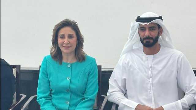وزيرة الثقافة تلتقي نظيرها الإماراتي قبل افتتاح معرِض أبو ظبي الدُولي للكتاب