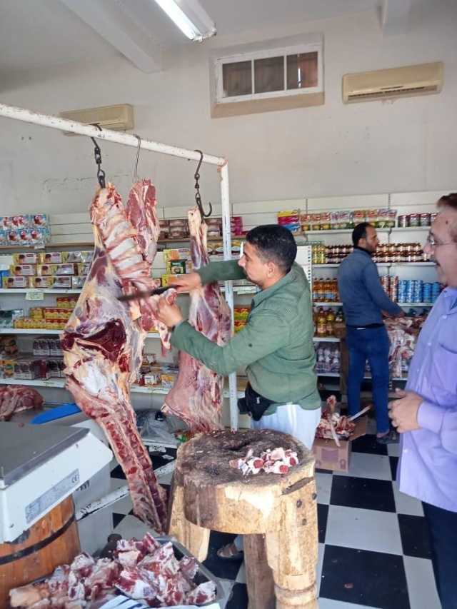 محافظ القاهرة: تكثيف حملات التفتيش على الأسواق والمحال استعدادا لعيد الأضحى