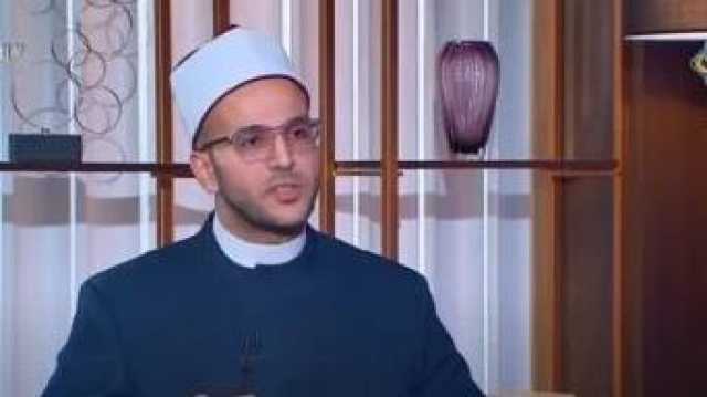 أمين الفتوى يوضح بالفيديو آداب المصايف