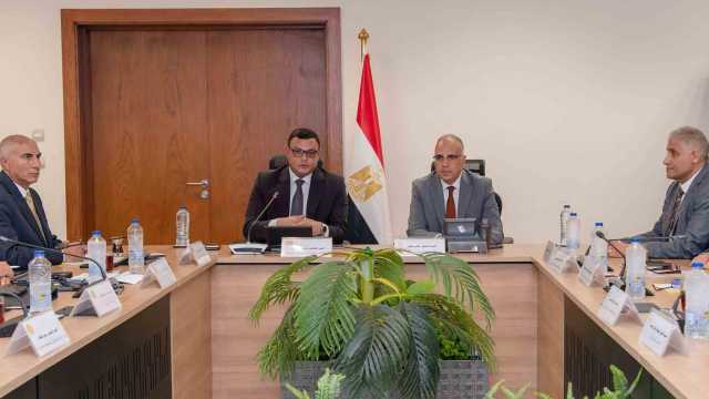 وزيرا الري والإسكان يبحثان تعزيز التعاون بين الوزارتين
