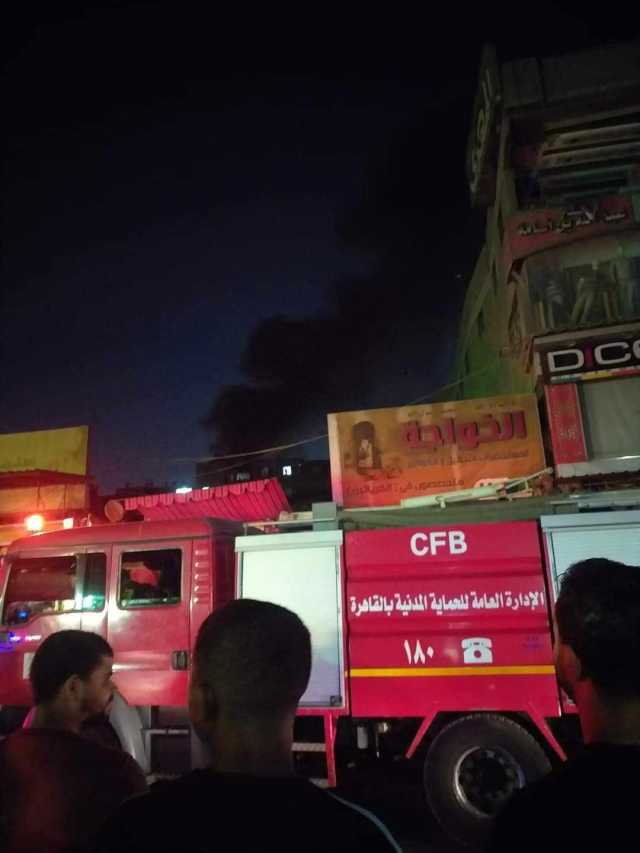 بعد إخماده.. محافظ القاهرة: المعاينة جارية للوقوف على أسباب حريق حارة اليهود