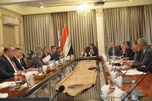 وزارة النفط تحتضن اجتماعاً لفريق العمل المكلف بإعداد مسودة قانون النفط والغاز