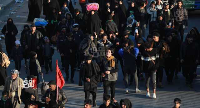 عبر منفذين.. 272 ألف زائر من إيران يعبرون الحدود العراقية نحو كربلاء
