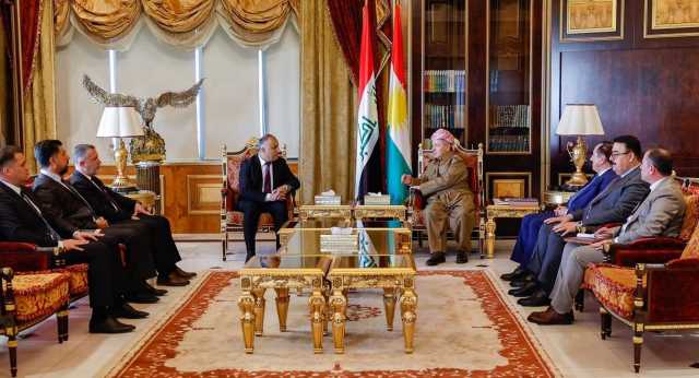 بارزاني يؤكد على تعميق مبادئ العيش المشترك والاستقرار