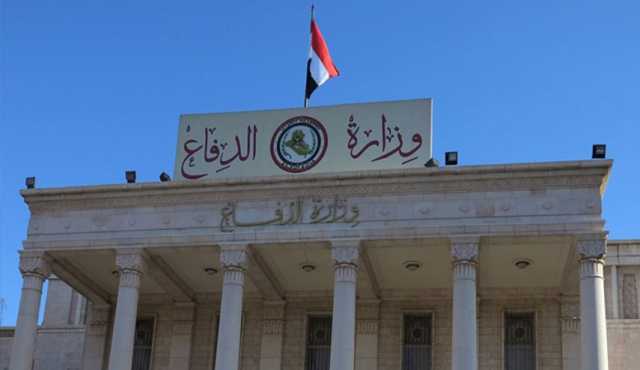 وزير الدفاع يحيل مسؤولين إلى المحكمة العسكرية بـتهمة تزوير