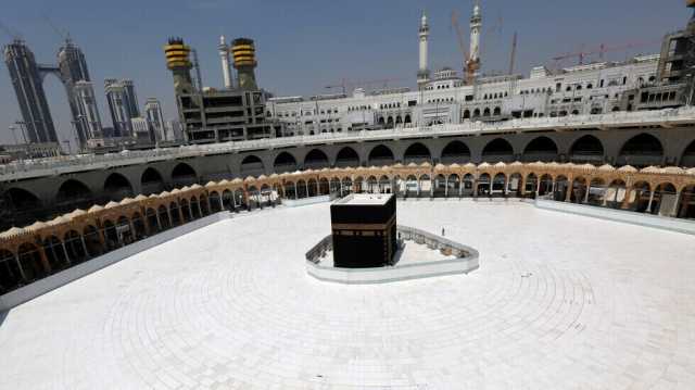 مواطنون عراقيون يستغربون من رفض المصارف الحكومية بيع الدولار للمعتمرين