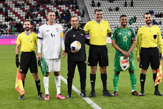 منتخب العراق يتأهل لنصف نهائي بطولة كأس الخليج الأولى لقدامى اللاعبين