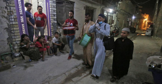 ماجينا والمسحراتي.. بغداديون يحنّون لعادات رمضانية بعضها اندثر