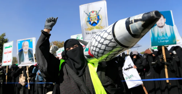 العراق نقطة انطلاق الحوثيين.. الحشد يدخل حرب اليمن ويستدعي المسيّرات