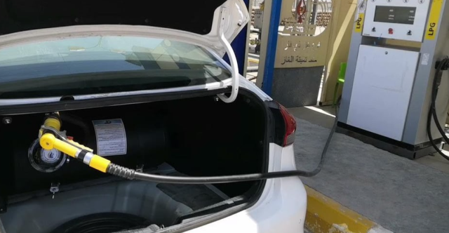 خلال شهر.. السيارات العاملة بالغاز استهلكت 29 مليون لتر