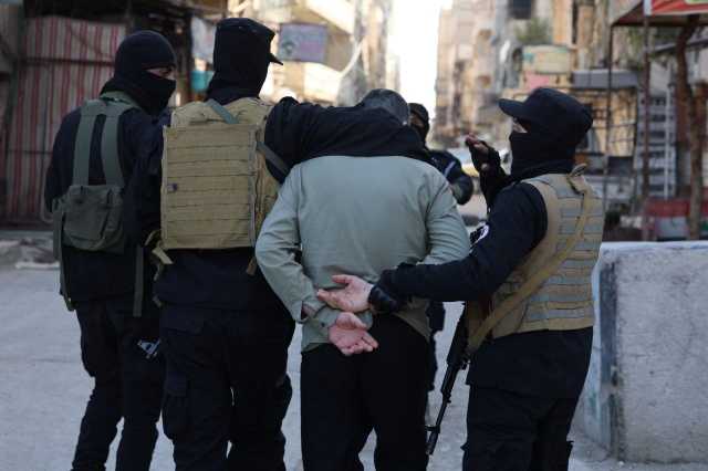 سوريا تطلق حملة أمنية لاستهداف عناصر حزب الله بالسيدة زينب