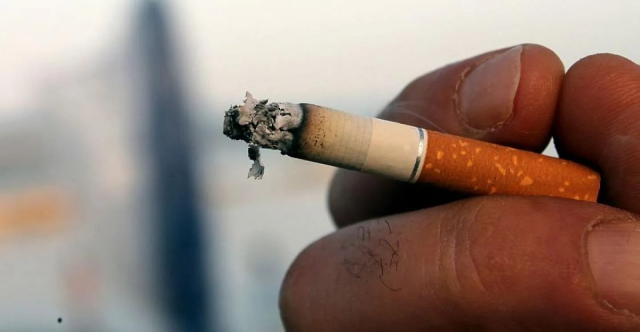 بسبب التدخين المفرط.. مستشفى عراقي يستقبل حالة طارئة لمنتسب ثلاثيني