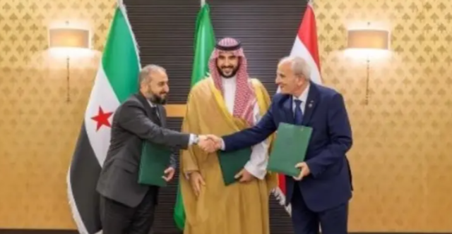 لترسيم الحدود وضبط أمنها.. وزيرا دفاع سوريا ولبنان يوقعان اتفاقا في السعودية