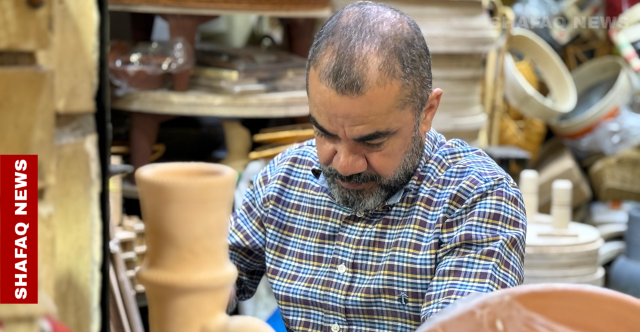 بين الأزقة العتيقة.. سيد الخشب يُبقي نبض المهنة حياً في أربيل (صور)