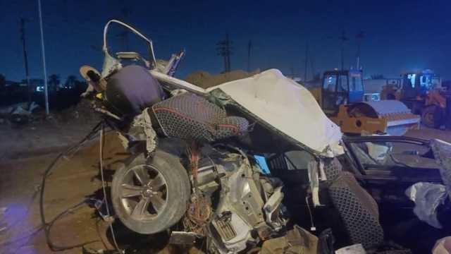 نجاة شخصين من موت محقق بحادث سير في ديالى (صور)