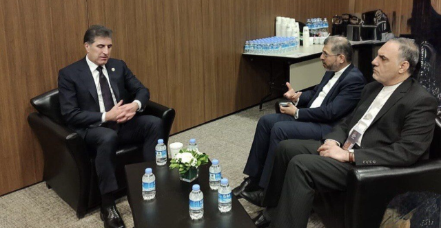 نيجيرفان بارزاني يبحث مع مسؤول إيراني التطورات الإقليمية والتعاون بين طهران وأربيل