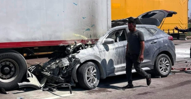 الأنبار.. احتراق مركبة بالكامل بحادث مروع قرب سيطرة الصقور