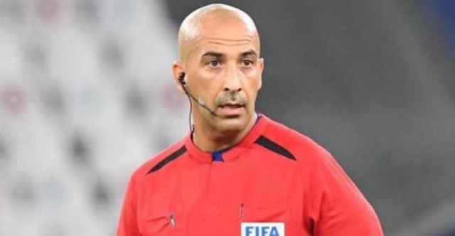 العراقي علي صباح مقيماً لحكام مباراة السعودية وكوريا الجنوبية