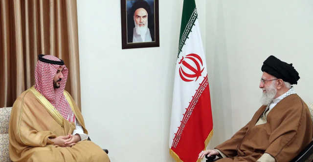 مبعوث سعودي رفيع يلتقي خامنئي في طهران