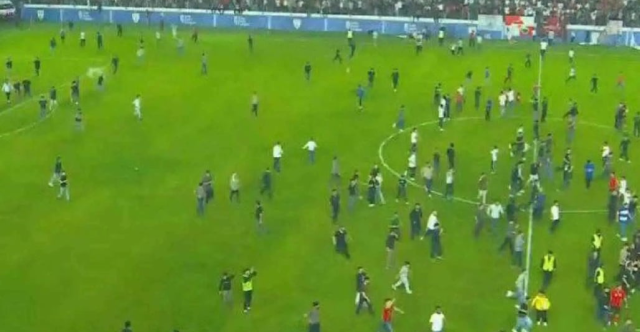 اتحاد الكرة ينتقد احداث مباراة زاخو ونوروز: سنتعامل بحزم