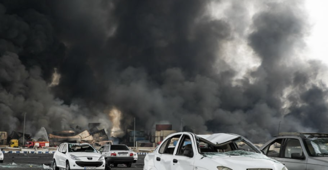 مجددا.. انفجار حاويات في ميناء رجائي بإيران