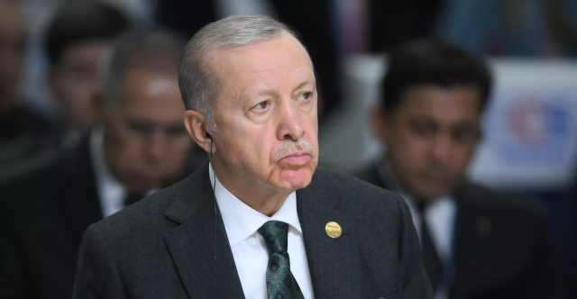 أردوغان: مستمرون بالتواصل مع دمشق و200 ألف لاجئ سوري عاد إلى بلاده