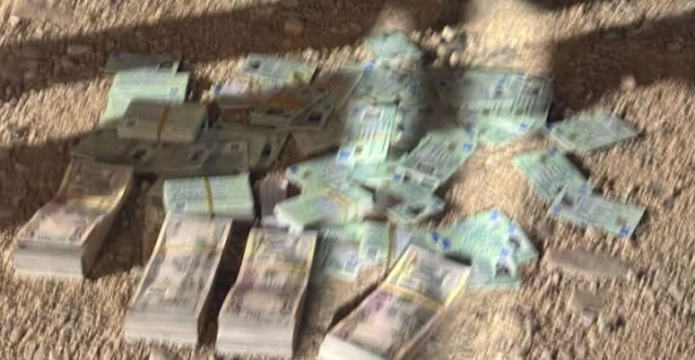 نينوى.. القبض على متهم بحوزته 1147 بطاقة ناخب و20 مليون دينار