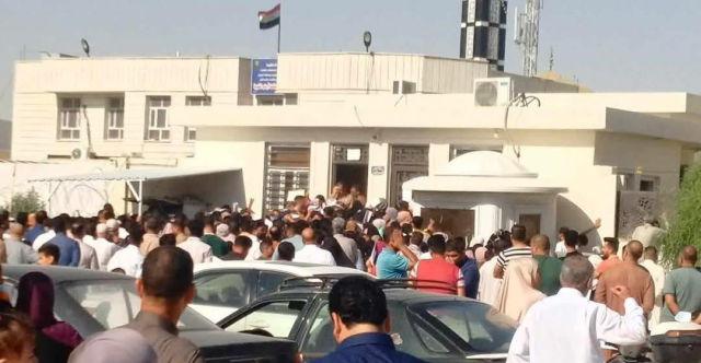 غضب شعبي في الفلوجة.. البطاقة وطنية تتحول إلى كابوس يومي
