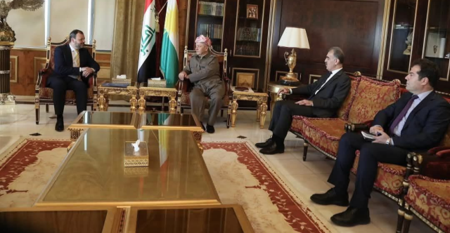 الاتحاد الأوروبي يشرح رؤيته عن إقليم كوردستان لبارزاني