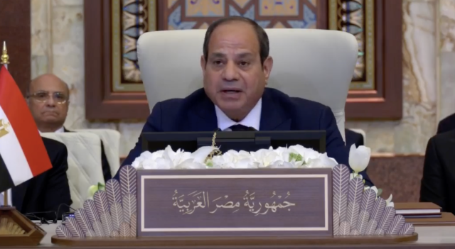 السيسي: تنعقد قمة بغداد في ظرف تاريخي غير مسبوق تواجهه المنطقة