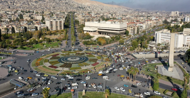 دمشق بعد قيصر.. ترحيب رسمي بخطوة واشنطن وتأكيد على الحوار