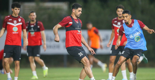 أرنولد يحدد مواعيد التدريبات المفتوحة للمنتخب ولقاءات اللاعبين