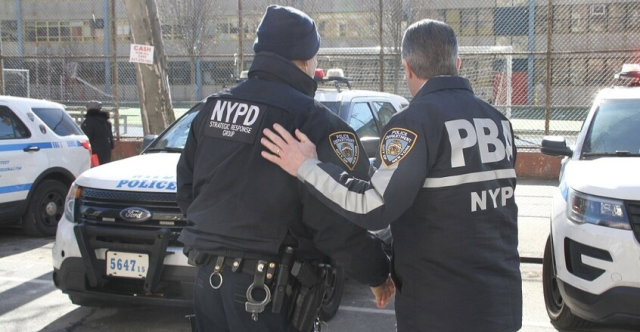 12 شخصاً بين قتيل وجريح.. حفل منزلي يتحول لحمام دم بولاية أمريكية