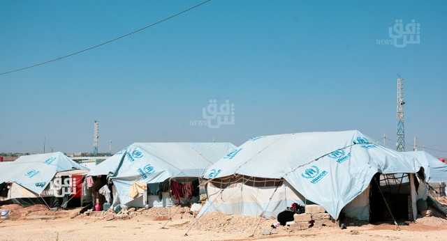 نازحو حسن شام يترقبون لهيب الصيف في المنطقة الرمادية