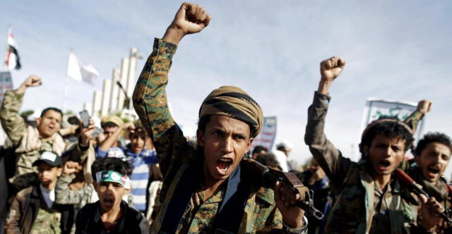 الحوثيون لشفق نيوز: لن نتخلى عن إيران