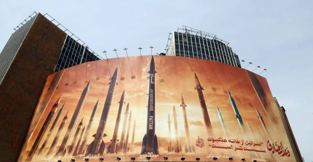 من دون دعم جوي أمريكي.. مسؤول إسرائيلي يحدد موعد الضربة العسكرية على إيران